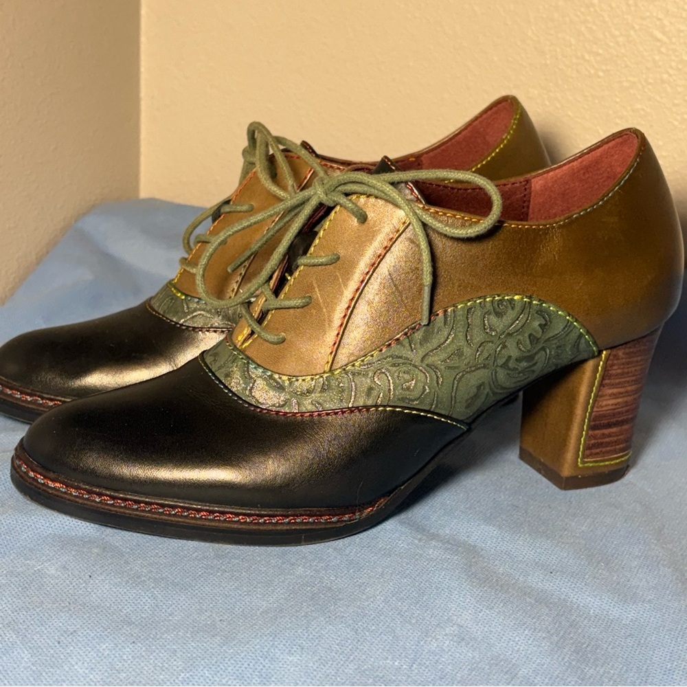 L’Artiste Lavada Bootie by spring step heeled Oxford, hand painted leather - Picture 12 of 16